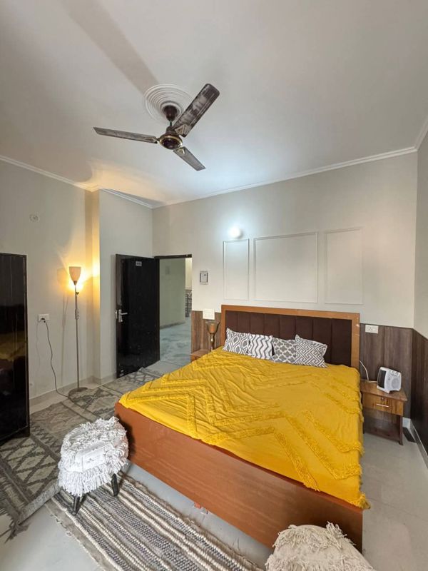 2 BHK + Pooja Room,Study Room Apartment For Rent in Pitampura