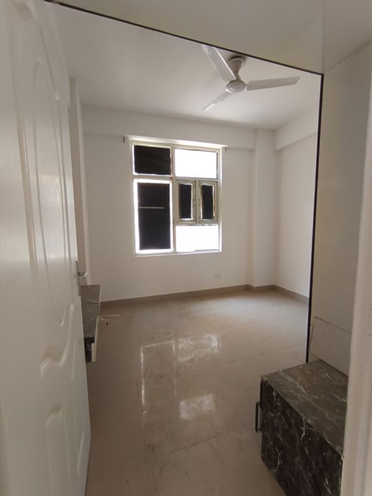 Room, shree-vardhman-mantra 2 Bedroom 900 Sq.Ft. Apartment In Sector 67 Gurgaon 10392511