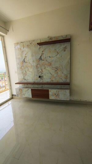 Room in 2 BHK Apartment at Bedarwals Sixty Three Golf Drive, Sector 63 – for Rent