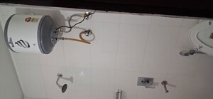 Furnished Amenities in 3 BHK Builder Floor at Sushant Lok ii – for Rent