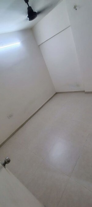 Room in 1 BHK Apartment at Runwal Gardens, Dombivli East – for Rent