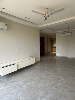 3 BHK Builder Floor For Rent in Sushant Lok Iii