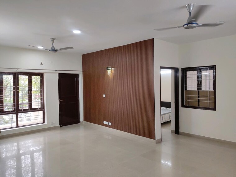 Room, sushant lok iii 3 Bedroom 1650 Sq.Ft. Builder Floor In Sushant Lok Iii Gurgaon 10392704
