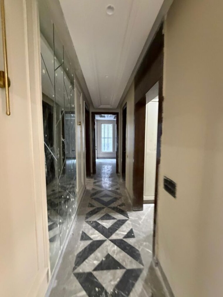 undefined, new rajinder nagar 3 Bedroom 200 Sq.Yd. Builder Floor In New Rajinder Nagar Delhi 10392717
