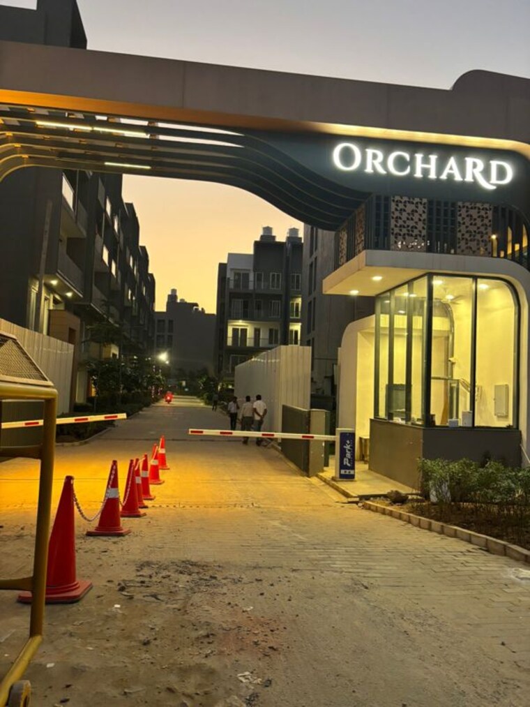 Exterior View, smart-world-orchard 3.5 Bedroom 1680 Sq.Ft. Apartment In Sector 61 Gurgaon 10392741