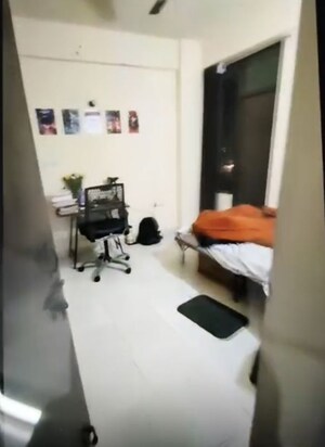 Team Area in 3 BHK Apartment at Amolik Heights, Sector 88 – for Sale