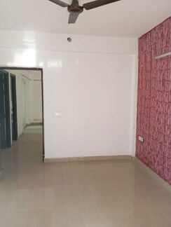 2 BHK Apartment For Rent in Nimbus The Hyde park