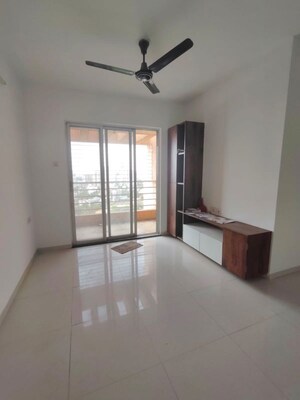 Room in 2 BHK Apartment at Puranik City, Kasarvadavali – for Sale