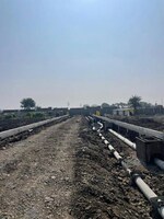 1000 Sq.Ft. Plot in Super Corridor