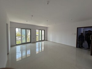 Room in 3 BHK Apartment at Ananda Apartments, Goregaon East – for Sale