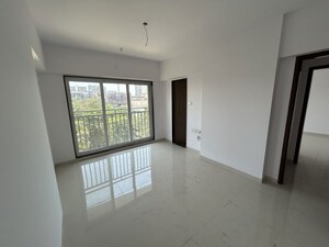 Room in 3 BHK Apartment at Ananda Apartments, Goregaon East – for Sale