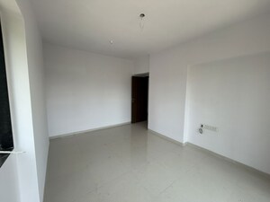 Room in 3 BHK Apartment at Ananda Apartments, Goregaon East – for Sale
