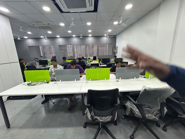 Team Area, gota Commercial Office Space 1900 Sq.Ft. In Gota Ahmedabad 10392867