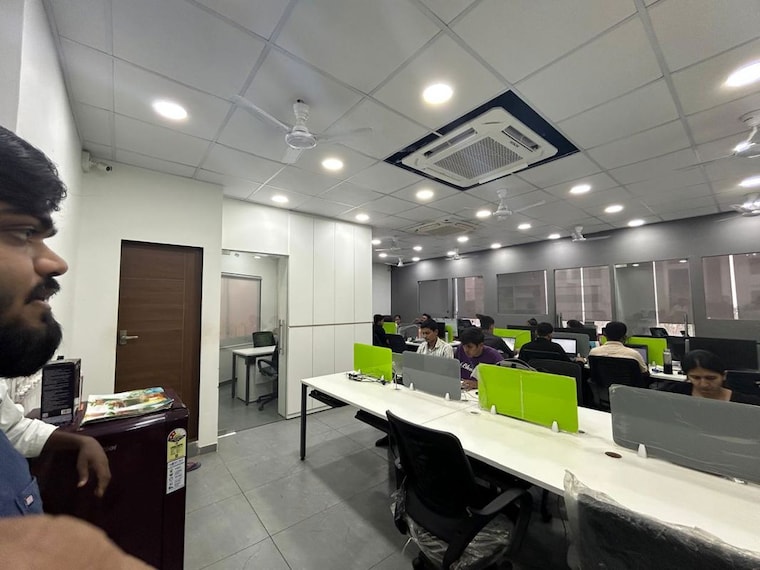 Team Area, gota Commercial Office Space 1900 Sq.Ft. In Gota Ahmedabad 10392867