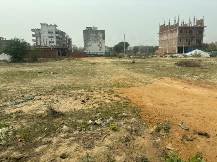 undefined, sector 75  335 Sq.Yd. Plot In Sector 75 Faridabad 10392843