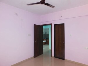 Room in 2 BHK Apartment at LS Mehetre Laxmi Horizon, Punawale – for Rent
