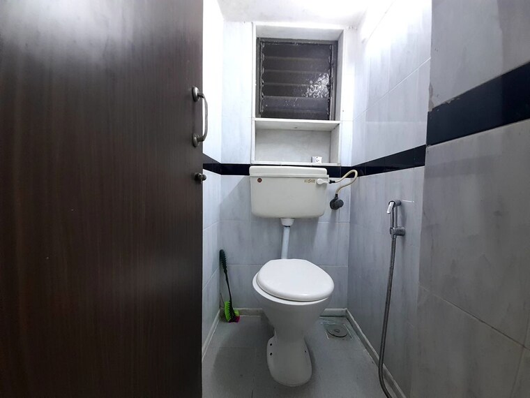 Bathroom, unnat-nagar-chs 2 Bedroom 1200 Sq.Ft. Independent House In Goregaon West Mumbai 10392797