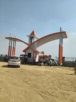 100 Sq.Yd. Plot in Chhata