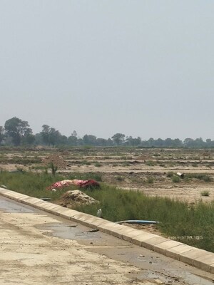 Plot Area in  Plot at Chhata – for Sale