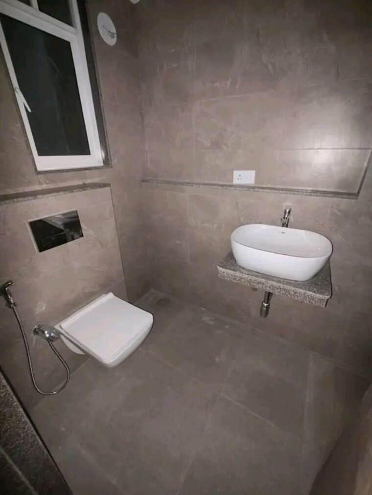 Bathroom, godrej-nest-kandivali 1 Bedroom 450 Sq.Ft. Apartment In Kandivali East Mumbai 10392892