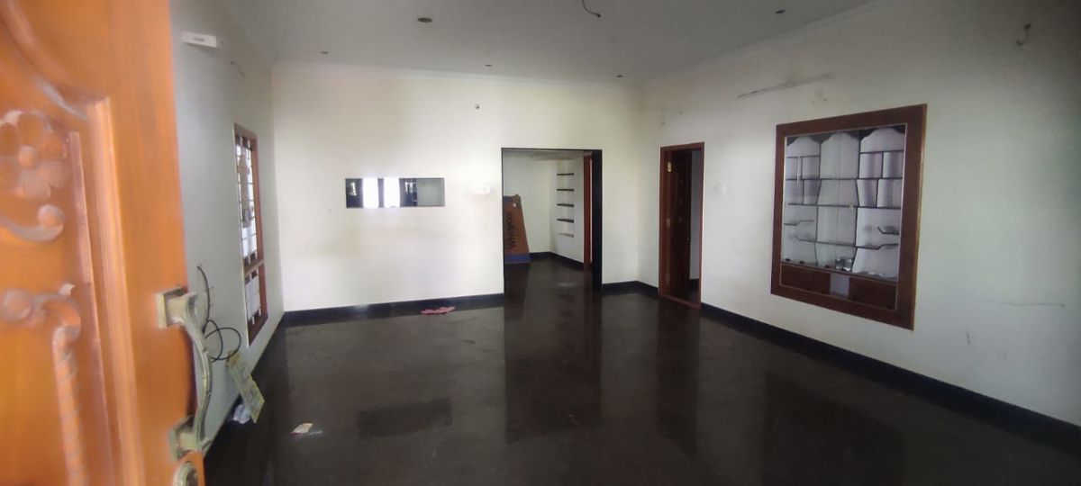 5 BHK Builder Floor For Rent in Saket
