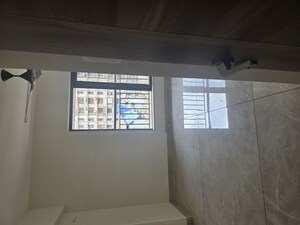 Room in 2 BHK Apartment at  Rushi The Kollage Andheri, Andheri East – for Rent