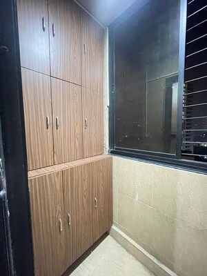 Furnished Amenities in 1 BHK Apartment at K Raheja Raheja Residency, Malad East – for Rent