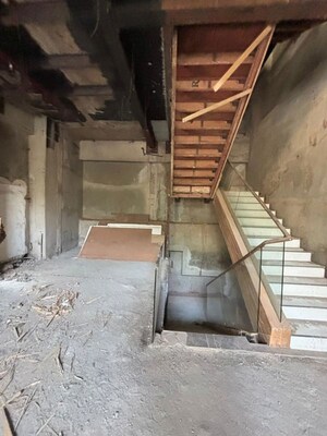 Staircase in  Showroom at Santacruz West – for Rent