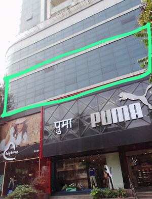  Showroom – Exterior View View at Santacruz West - for Rent