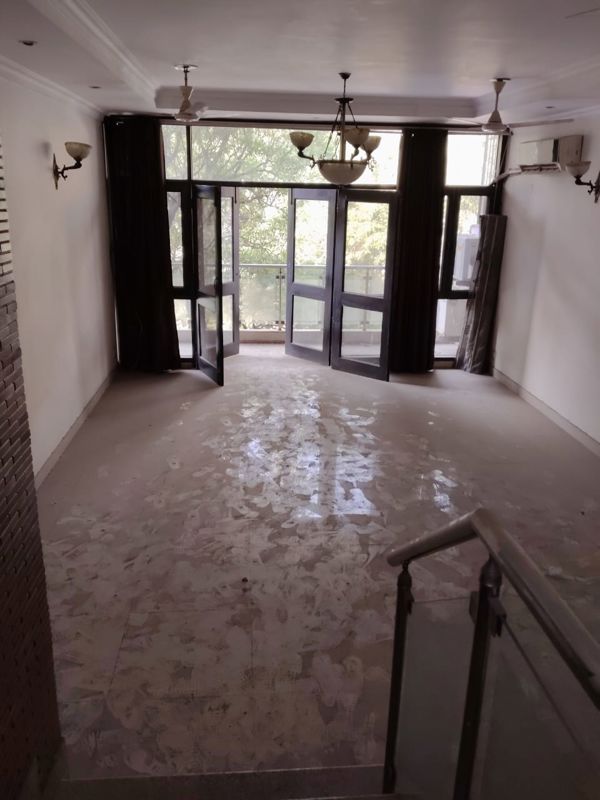 3 BHK Builder Floor For Rent in Greater Kailash II