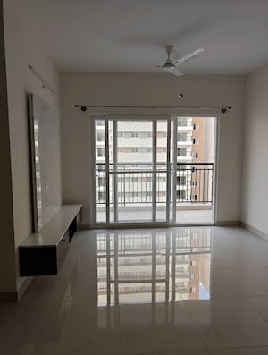 Room in 2 BHK Apartment at Adarsh Greens, Kogilu – for Rent