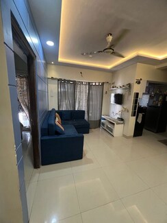 2 BHK + Store Room Apartment For Rent in Sethia Green View