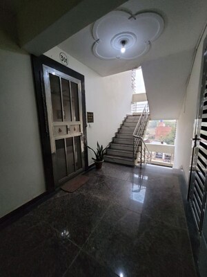 Room in 3 BHK Apartment at L And K Shakti Palace, Gomti Nagar – for Rent