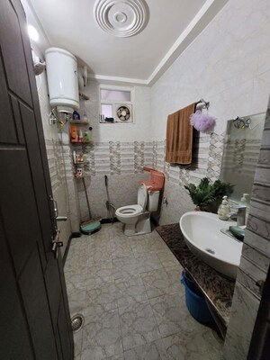 Team Area in 3 BHK Apartment at L And K Shakti Palace, Gomti Nagar – for Rent