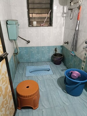 Bathroom in 2.5 BHK Apartment at Tulip Apartment Kalwa, Kalwa – for Rent