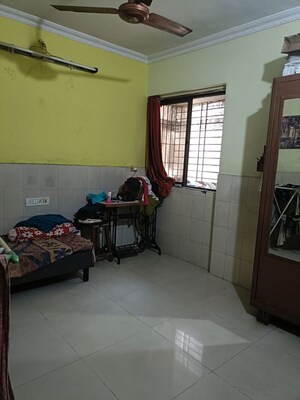 Bedroom in 2.5 BHK Apartment at Tulip Apartment Kalwa, Kalwa – for Rent