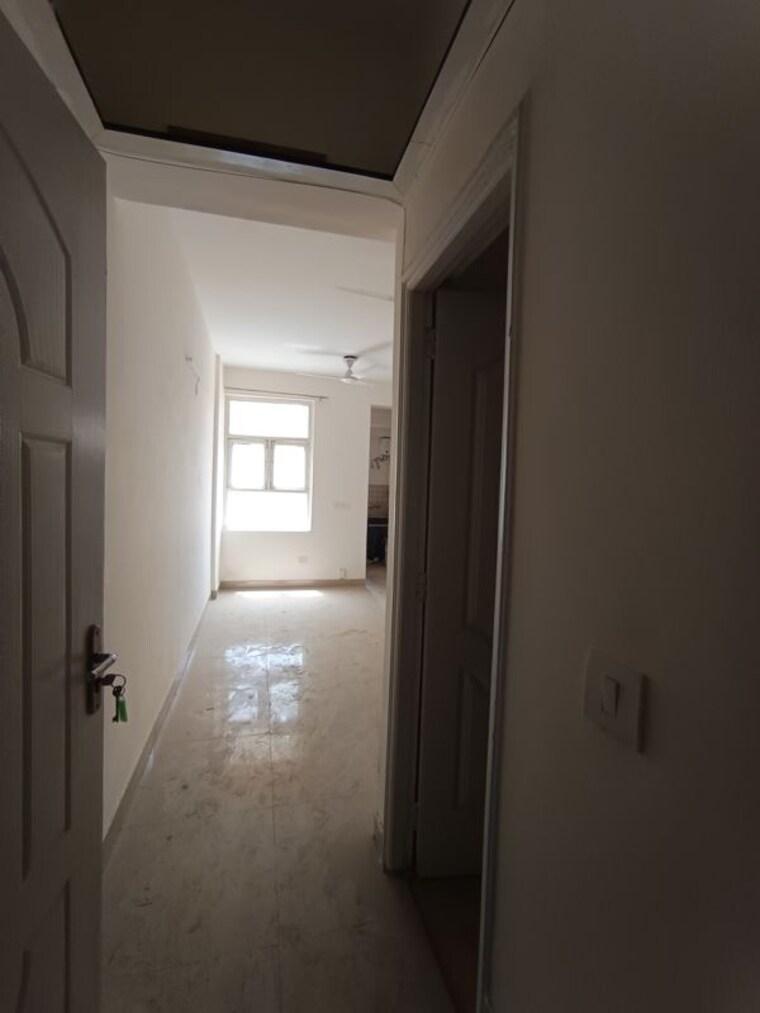 undefined, shree-vardhman-mantra 2 Bedroom 900 Sq.Ft. Apartment In Sector 67 Gurgaon 10393168