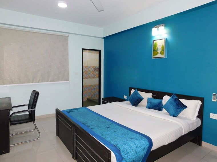 Bedroom, green park 3 Bedroom 200 Sq.Ft. Builder Floor In Green Park Delhi 10393174