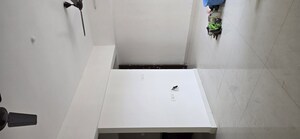 Room in 2 BHK Apartment at Aeropolis Phase II, Dhanori – for Rent