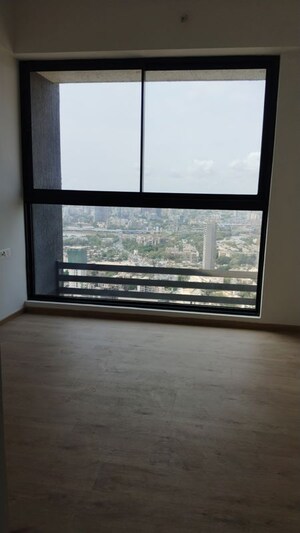 Room in 3 BHK Apartment at Prescon Midtown Bay, Mahim West – for Sale