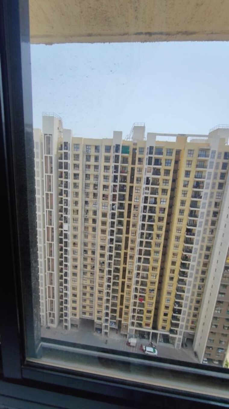 Exterior View, runwal-gardens-phase-2 1.5 Bedroom 505 Sq.Ft. Apartment In Dombivli East Thane 10393101