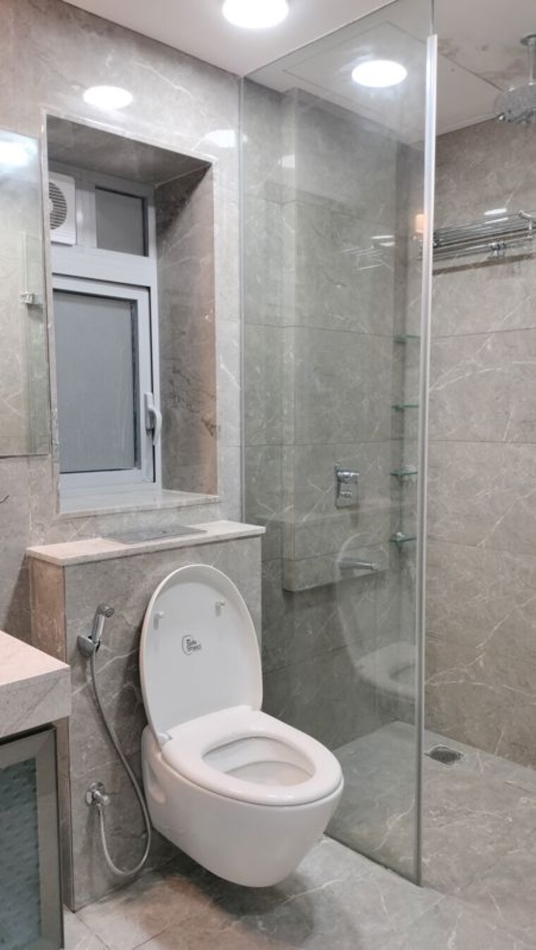 Bathroom, oberoi-realty-esquire 3 Bedroom 1367 Sq.Ft. Apartment In Goregaon East Mumbai 10393207