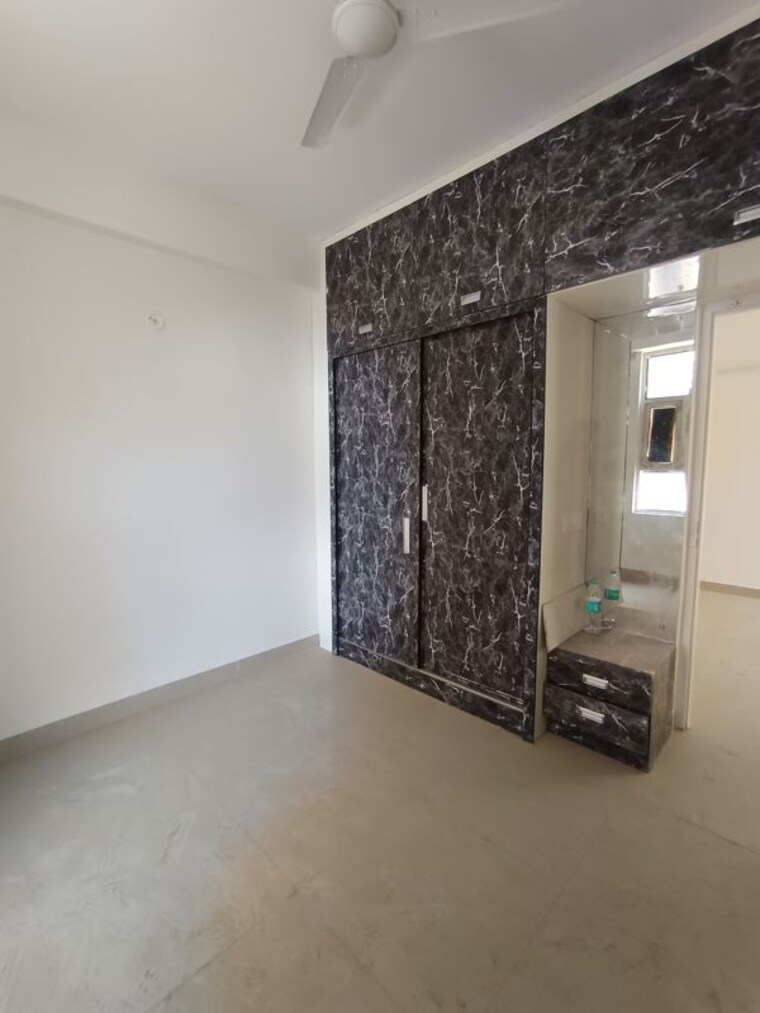 Room, shree-vardhman-mantra 2 Bedroom 900 Sq.Ft. Apartment In Sector 67 Gurgaon 10393216