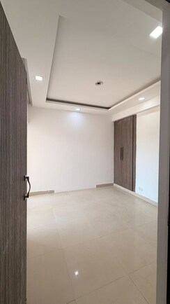 2.5 BHK + Study Room Apartment For Sale in Hawelia Valencia Homes