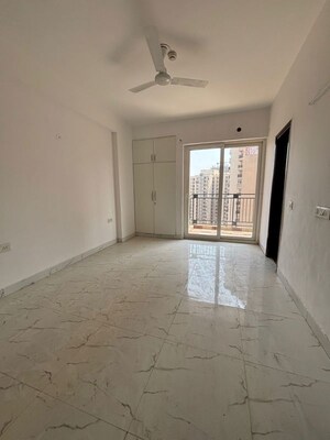 Room in 3 BHK Apartment at Casa Woodstock, Sector 16c Greater Noida – for Sale