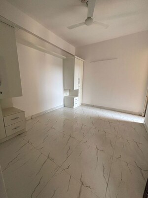Room in 3 BHK Apartment at Casa Woodstock, Sector 16c Greater Noida – for Sale