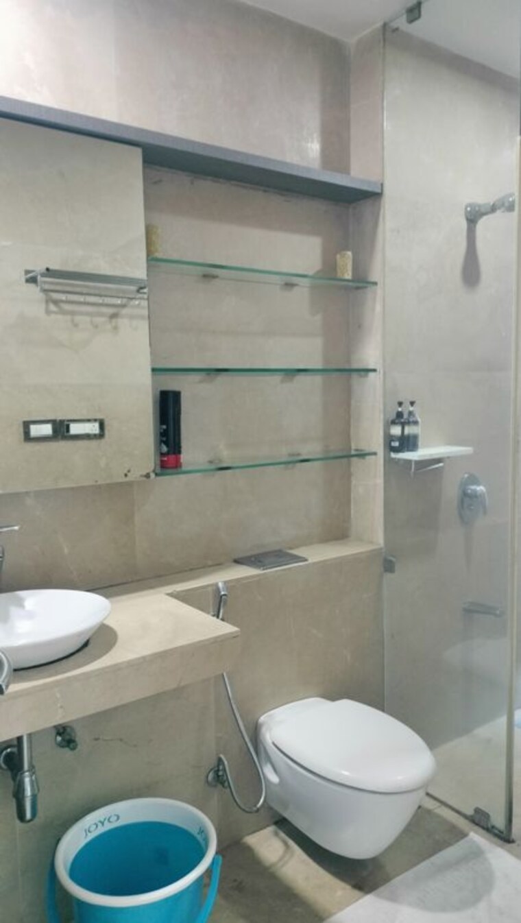 Bathroom, oberoi-exquisite-goregaon 3 Bedroom 1690 Sq.Ft. Apartment In Goregaon East Mumbai 10393249