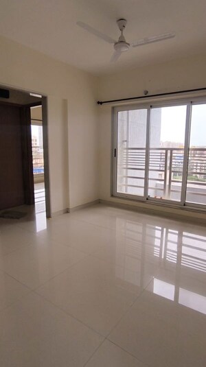 2 BHK Apartment For Sale in HDIL Dheeraj Diamond, Malad West