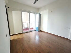 Room in 3 BHK Apartment at SV Prime Whitefield, Whitefield – for Rent