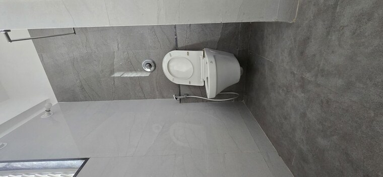 Bathroom, shriram-vivaan-park 2 Bedroom 950 Sq.Ft. Apartment In Lohgaon Pune 10393292